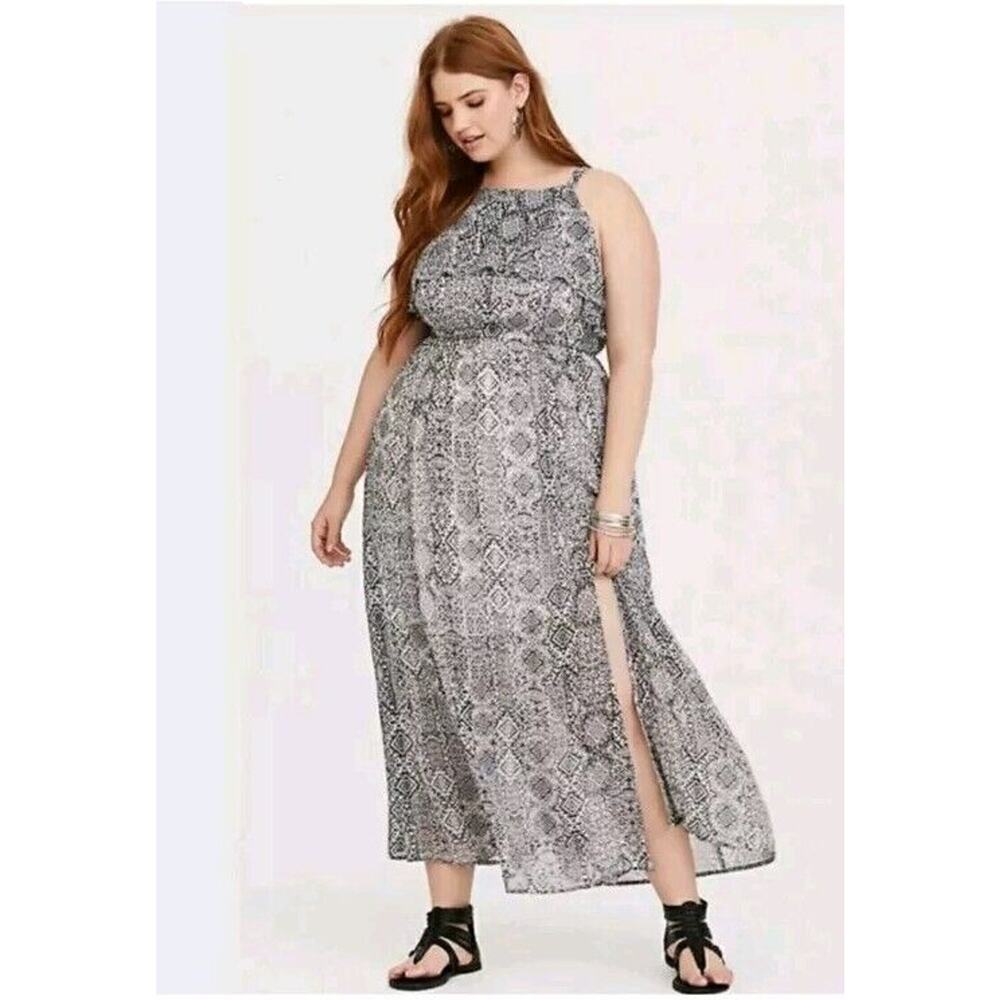 Torrid Black White Patterned Maxi Dress Lined Tie V-Neck Ruffle Sleeves Size 1